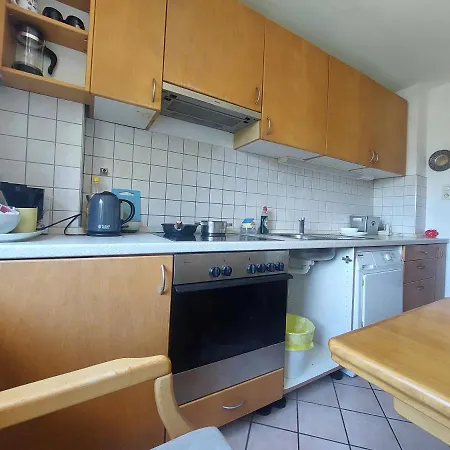 Budget Cozy Homestay *
